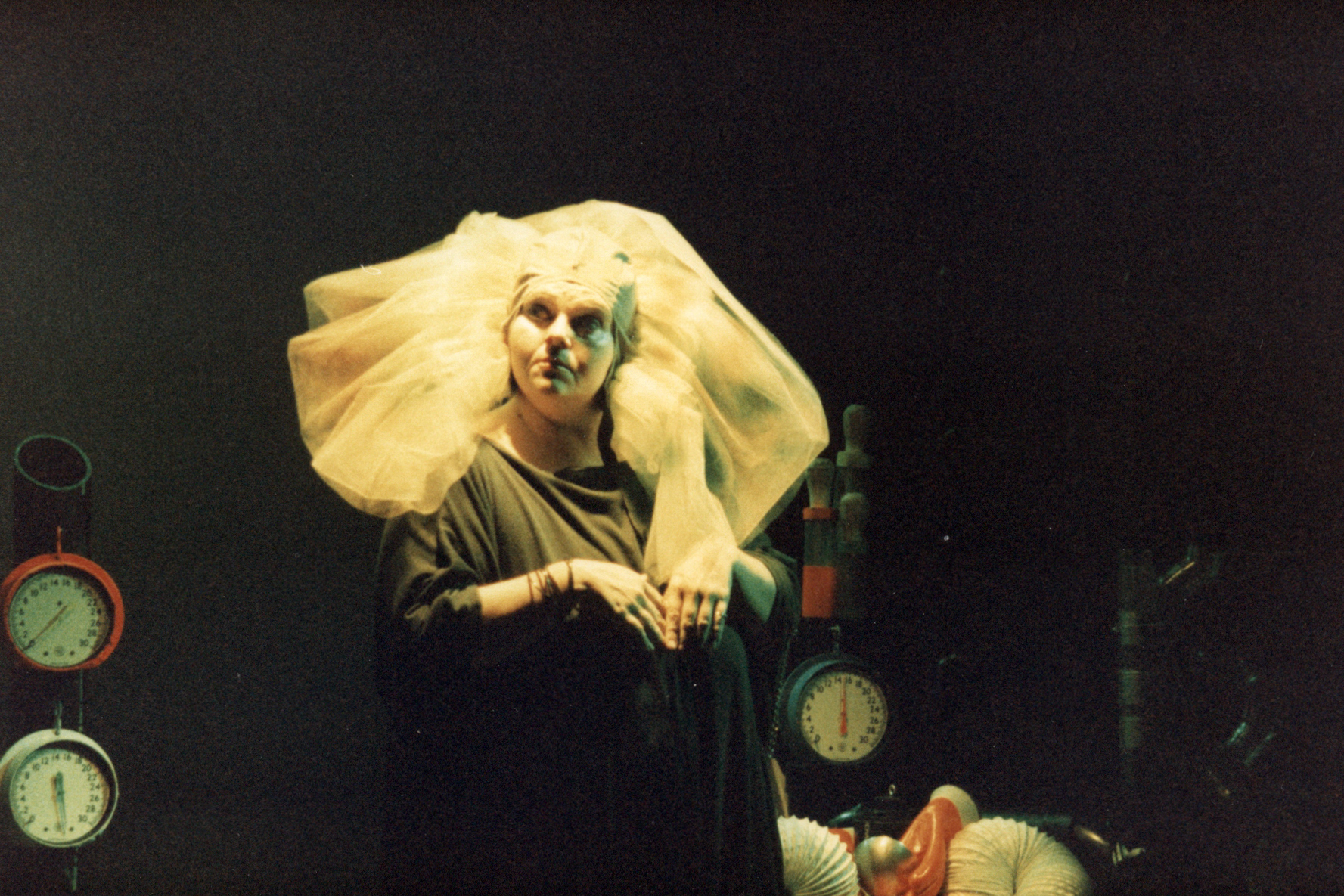 RachelLortie_LesZombresDeLaZone_LesZybrides_CabaretDeLaDernièreChance_1988_Crédit:FrançoisRuph